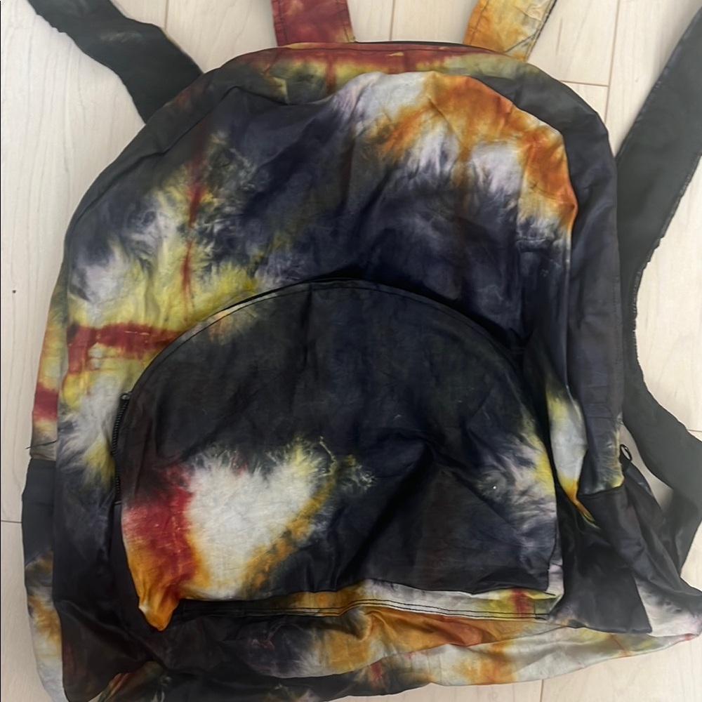 Tie-Dye Backpack - Picture 4 of 9